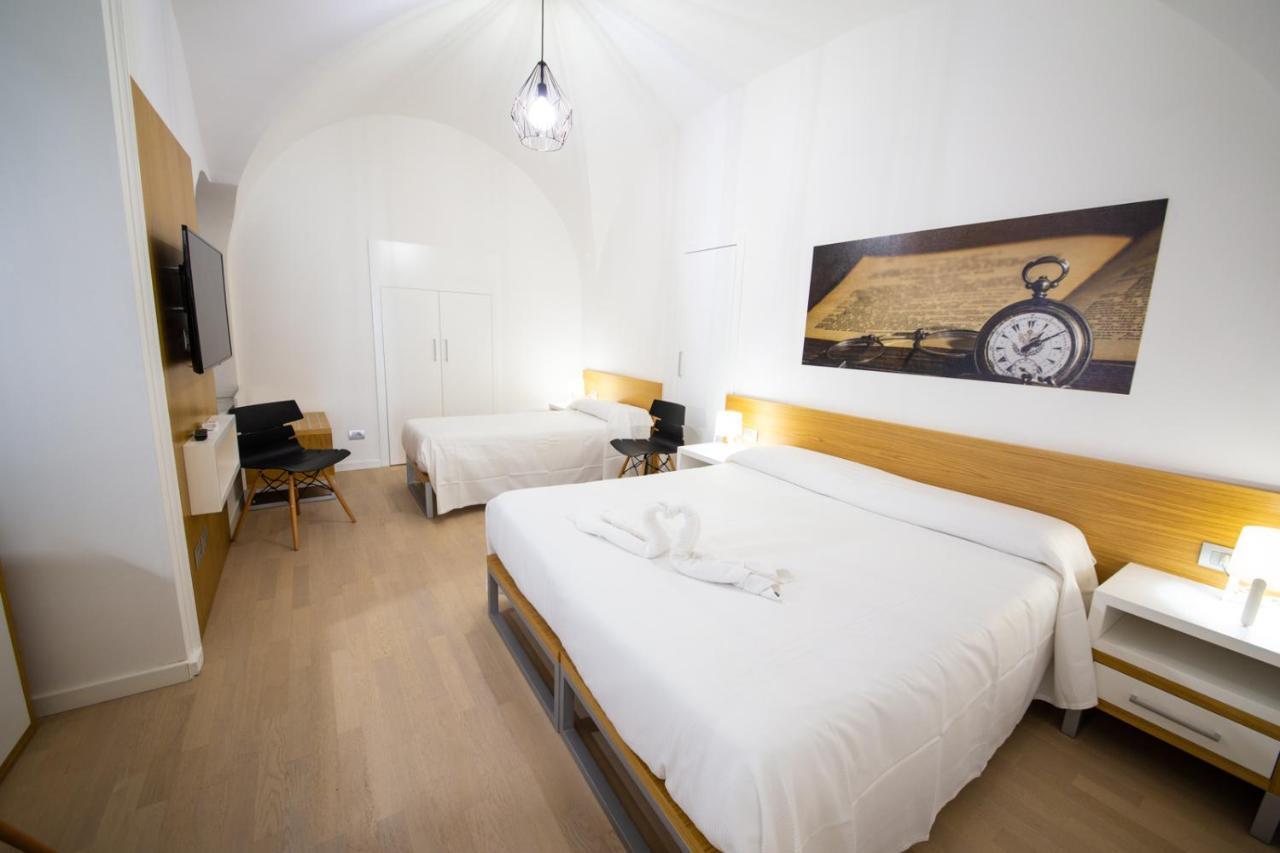 The Uncle'S House Hotel คาตาเนีย ภายนอก รูปภาพ