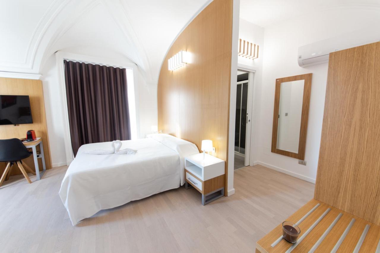 The Uncle'S House Hotel คาตาเนีย ภายนอก รูปภาพ